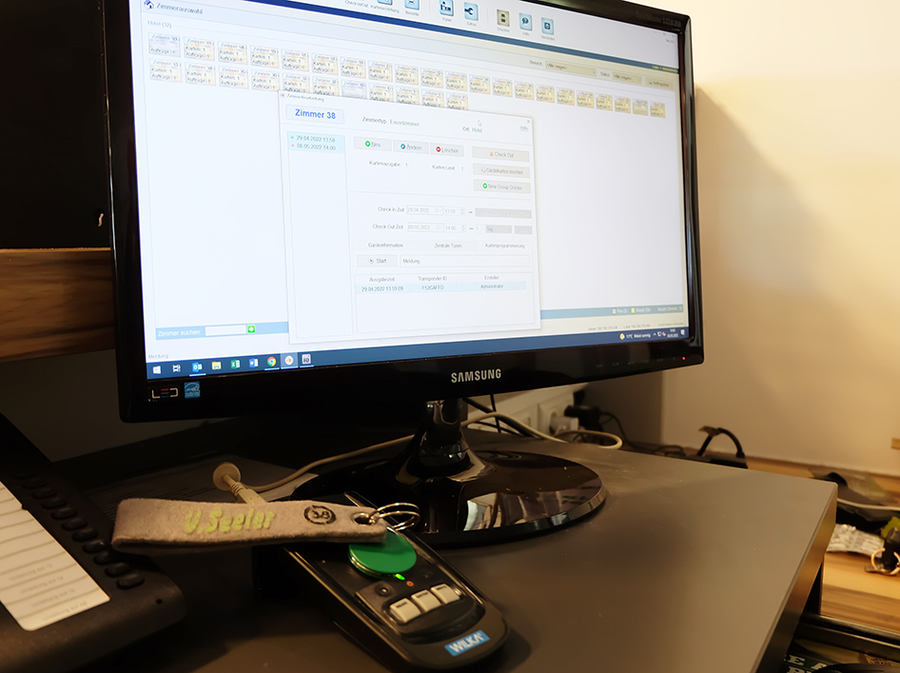 Les transpondeurs sont configurés à l'aide du logiciel de programmation « easy-Hotel ».