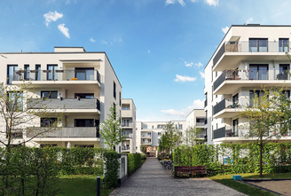 [Translate to Französisch:] Bei Mehrfamilienhäusern können unterschiedliche Berechtigungsstufen für Bewohner, Hausmeister oder Servicepersonal festgelegt werden.